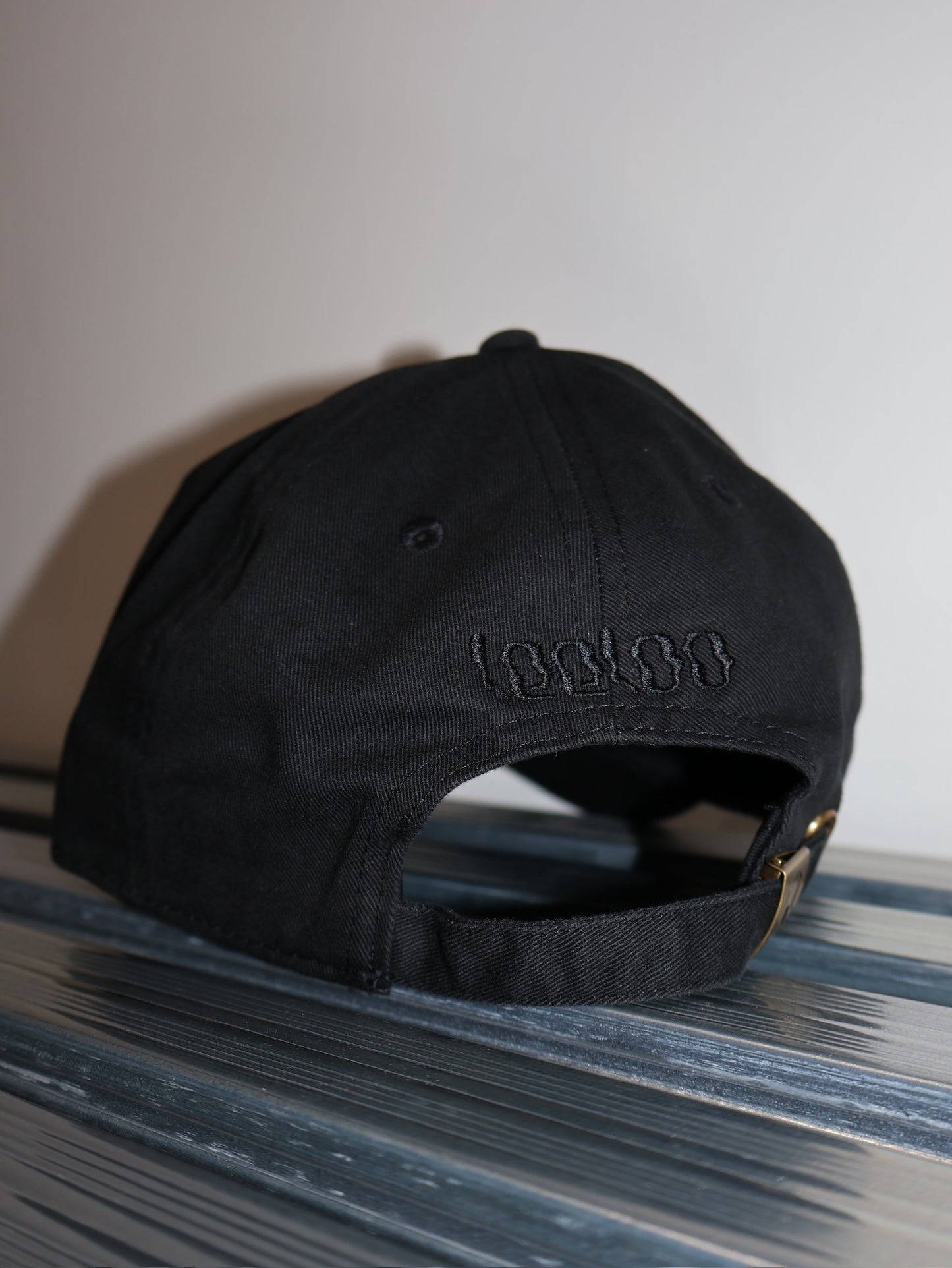 LeeLoo Original Logo Cap Design by Paul Nicholson 【Black × Black】